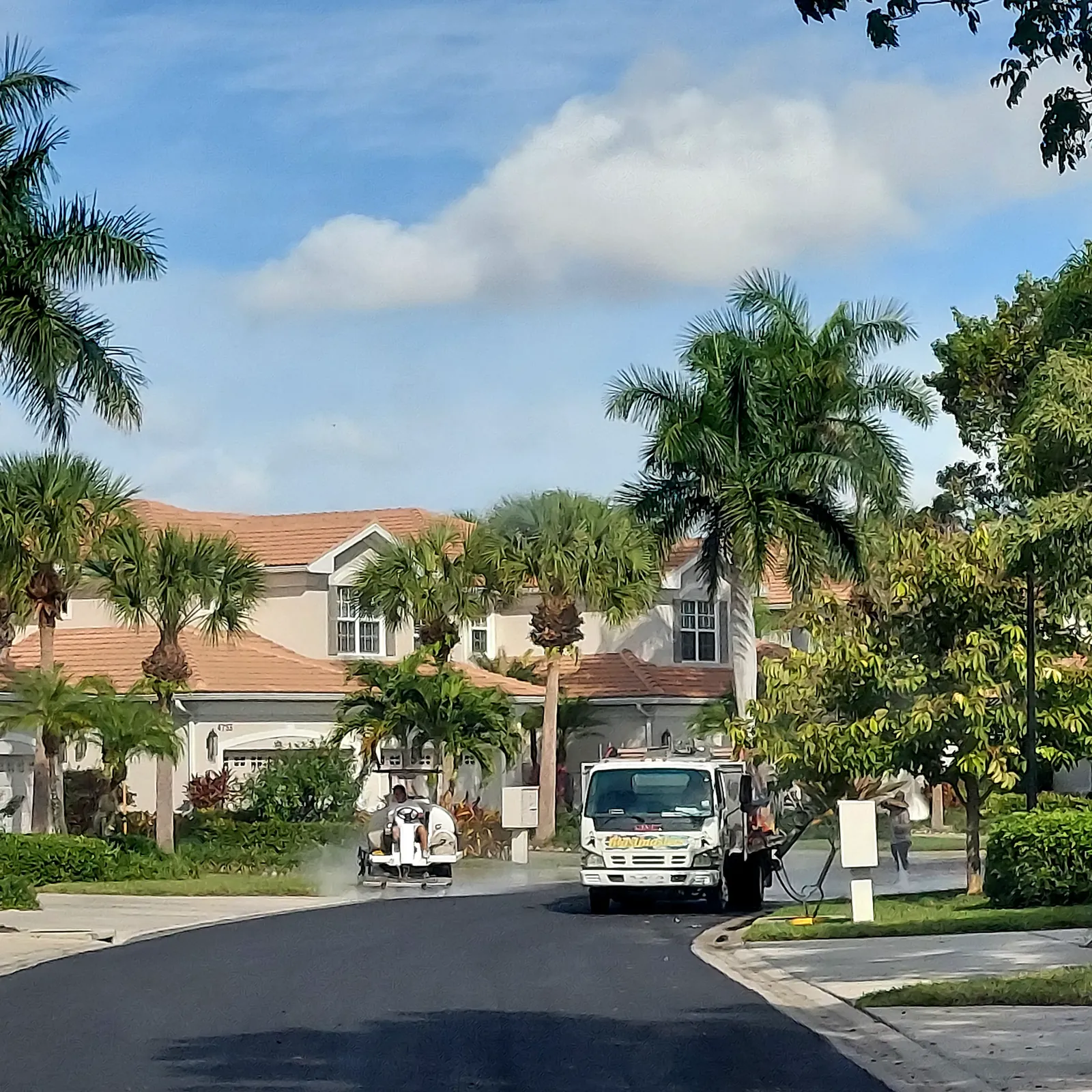 Blastmasters crew at work in a SW Florida community